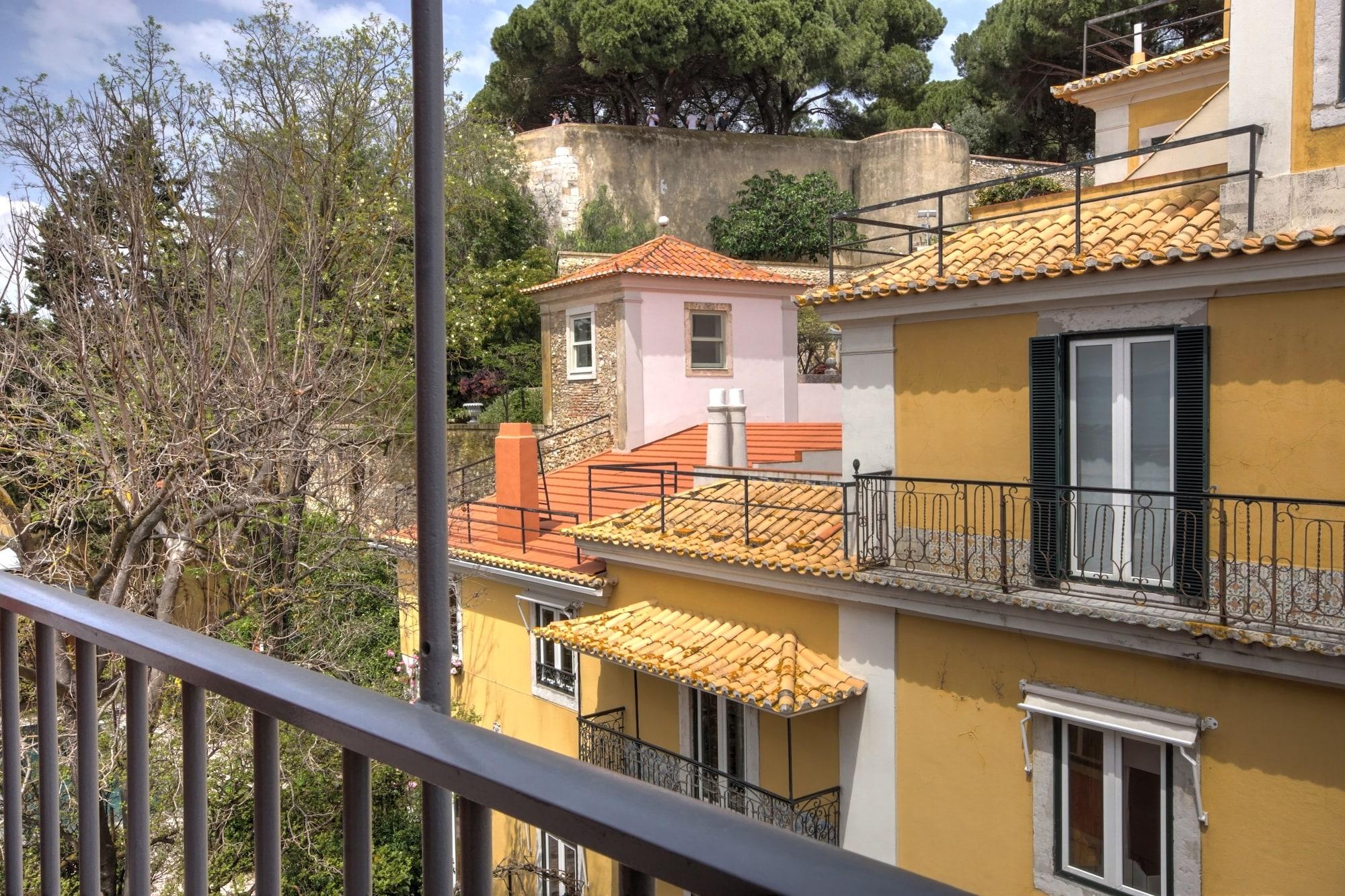 Solar Dos Mouros Hotel Lisbon Exterior photo