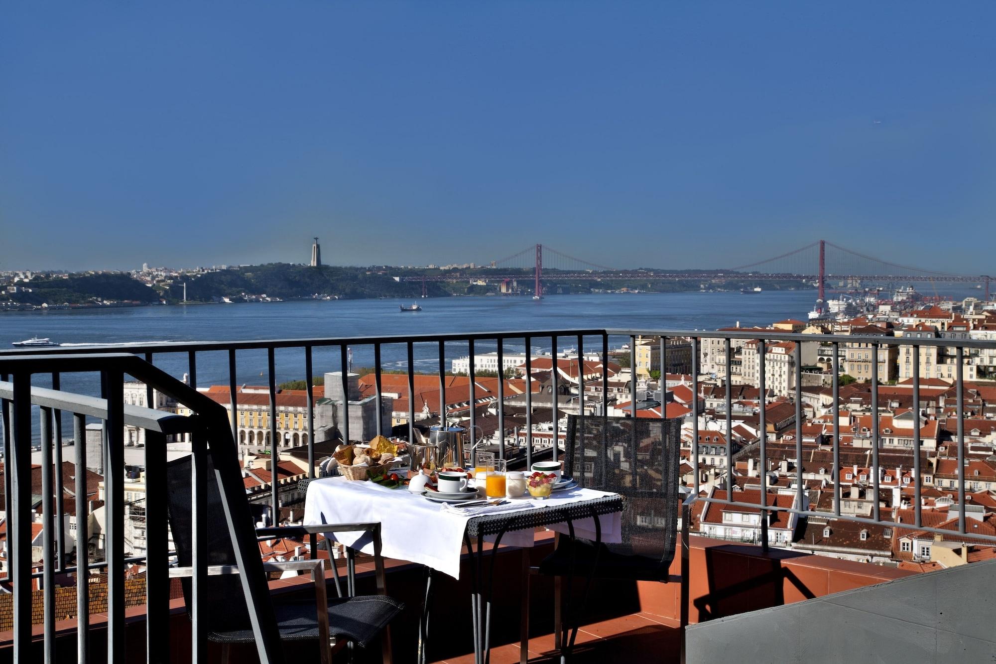 Solar Dos Mouros Hotel Lisbon Exterior photo