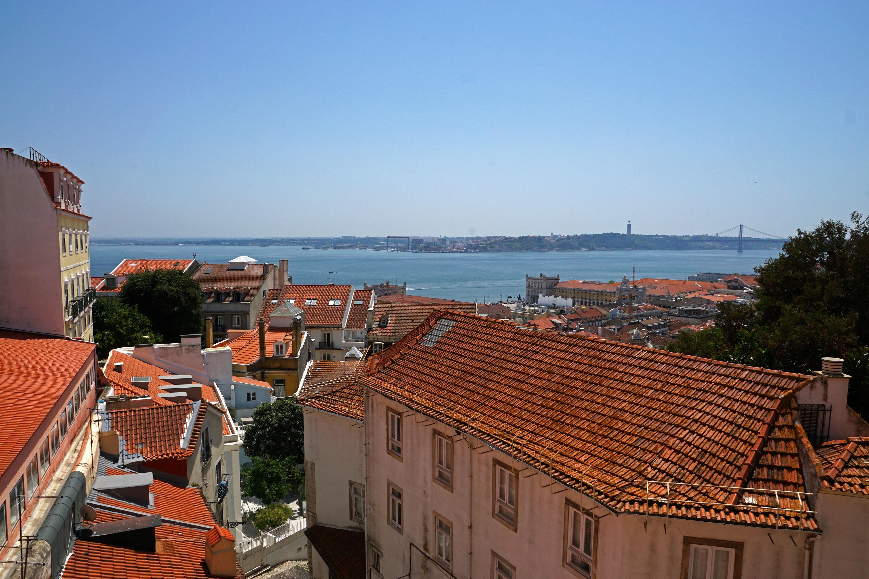 Solar Dos Mouros Hotel Lisbon Exterior photo