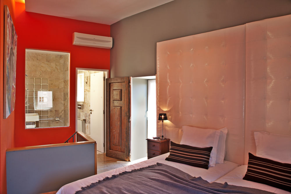 Solar Dos Mouros Hotel Lisbon Exterior photo