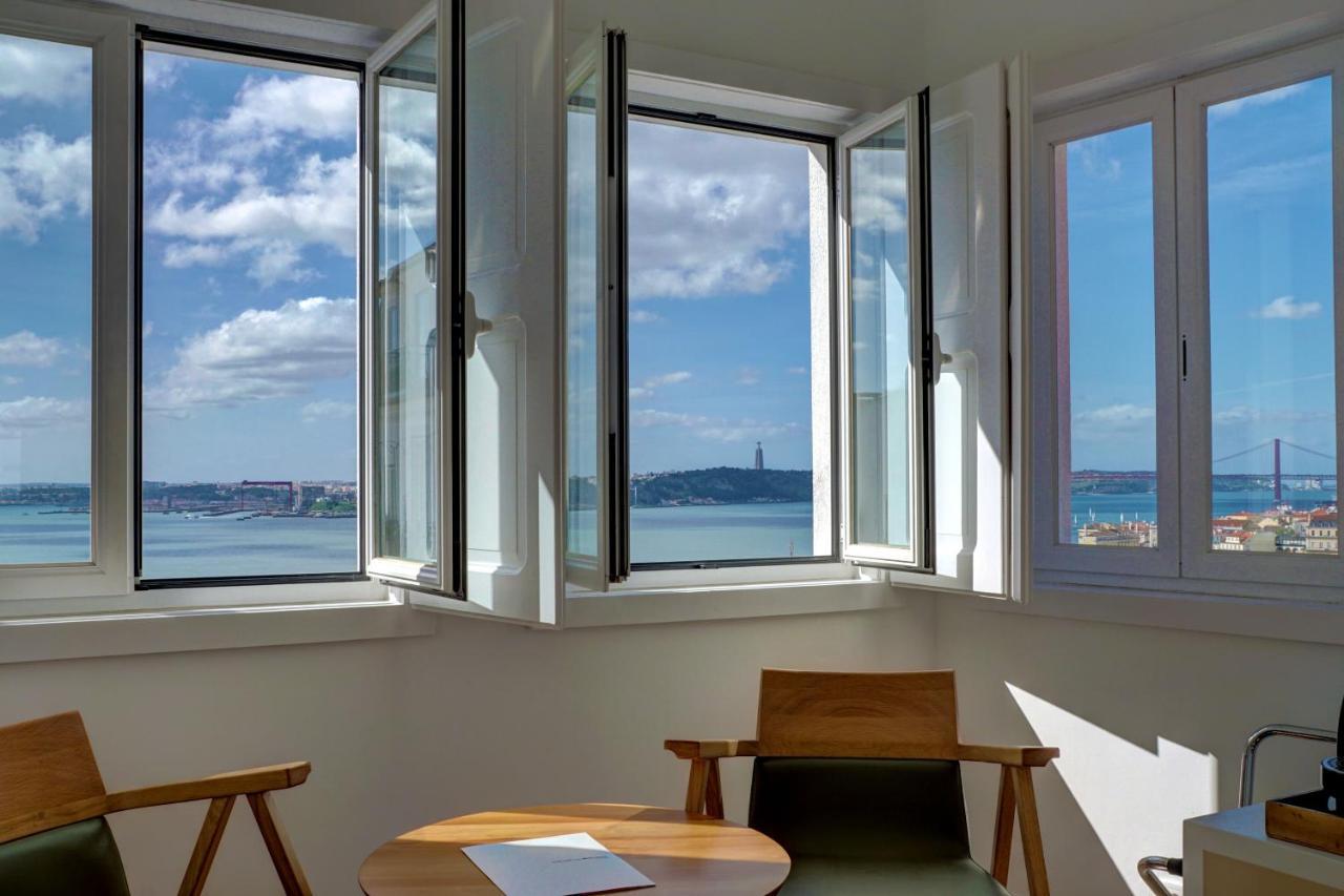Solar Dos Mouros Hotel Lisbon Exterior photo
